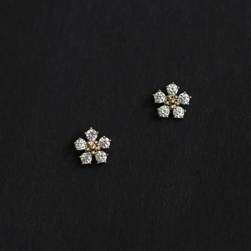 FIVE FLORAL STUD EARRINGS - Luminous Amore