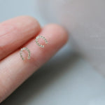 Load image into Gallery viewer, MINI HORSESHOE EARRINGS - Luminous Amore
