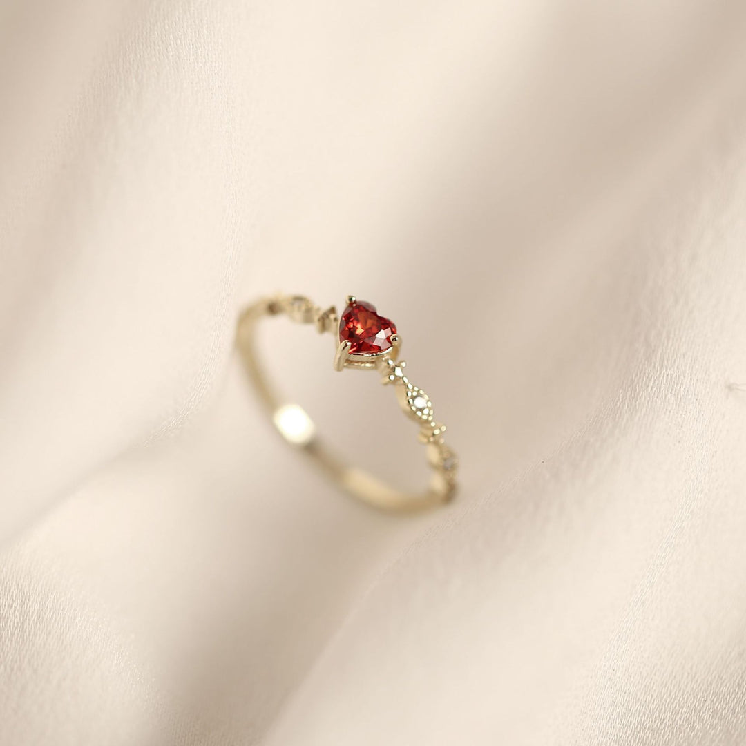 RUBY HEART RING - Luminous Amore