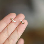 Load image into Gallery viewer, STAR THREAD EARRINGS - Luminous Amore
