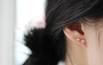 Load image into Gallery viewer, SOLITAIRE STUD EARRINGS - Luminous Amore
