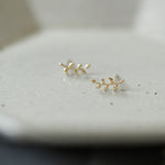 Load image into Gallery viewer, MINI GOLDEN LEAF STUD EARRINGS - Luminous Amore
