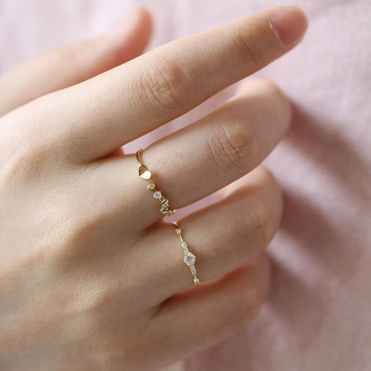 SEVEN CRYSTAL MOONSTONE RING - Luminous Amore