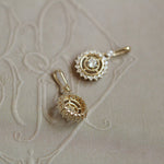 Load image into Gallery viewer, VINTAGE COMPASS NECKLACE - Luminous Amore

