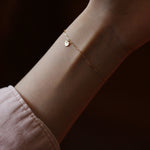 Load image into Gallery viewer, PAPERCLIP &amp; HEART BRACELET - Luminous Amore
