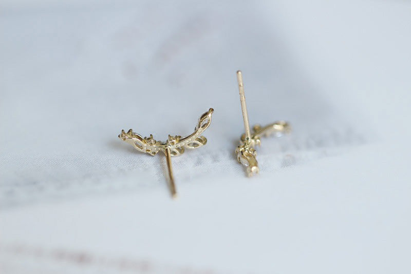 MOON BRANCH STUD EARRINGS - Luminous Amore