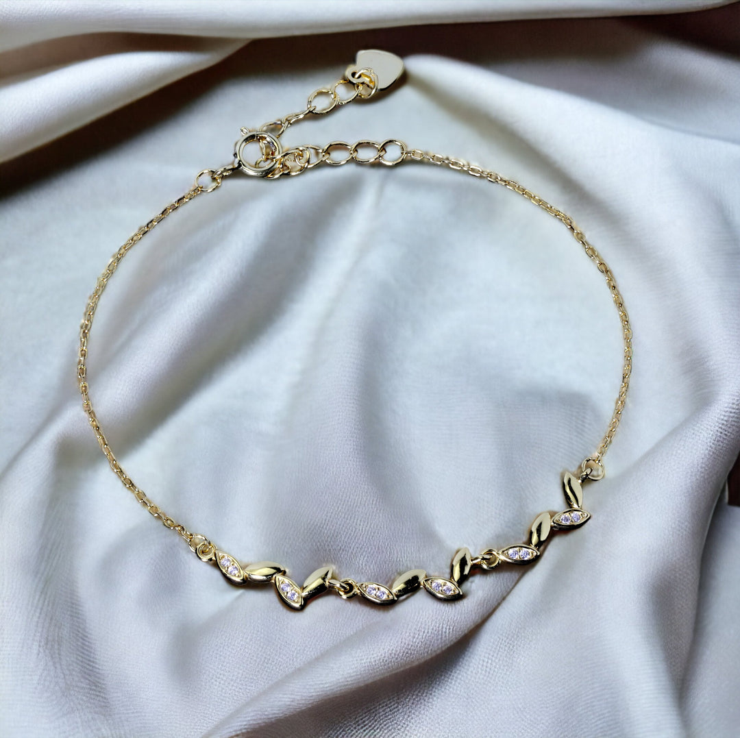 MINI LEAF BAR BRACELET - Luminous Amore