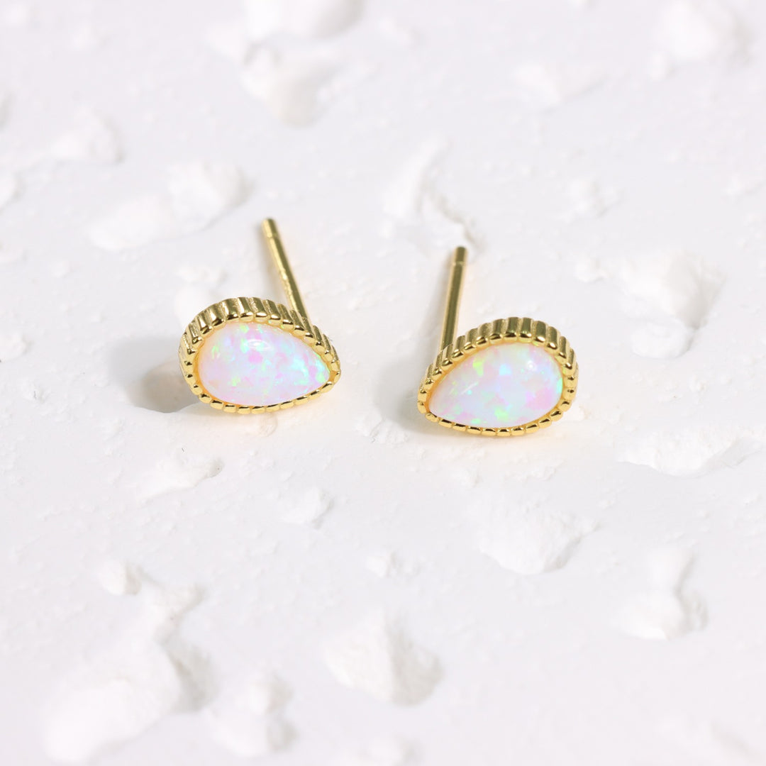 MINI OPAL STUD EARRINGS - Luminous Amore
