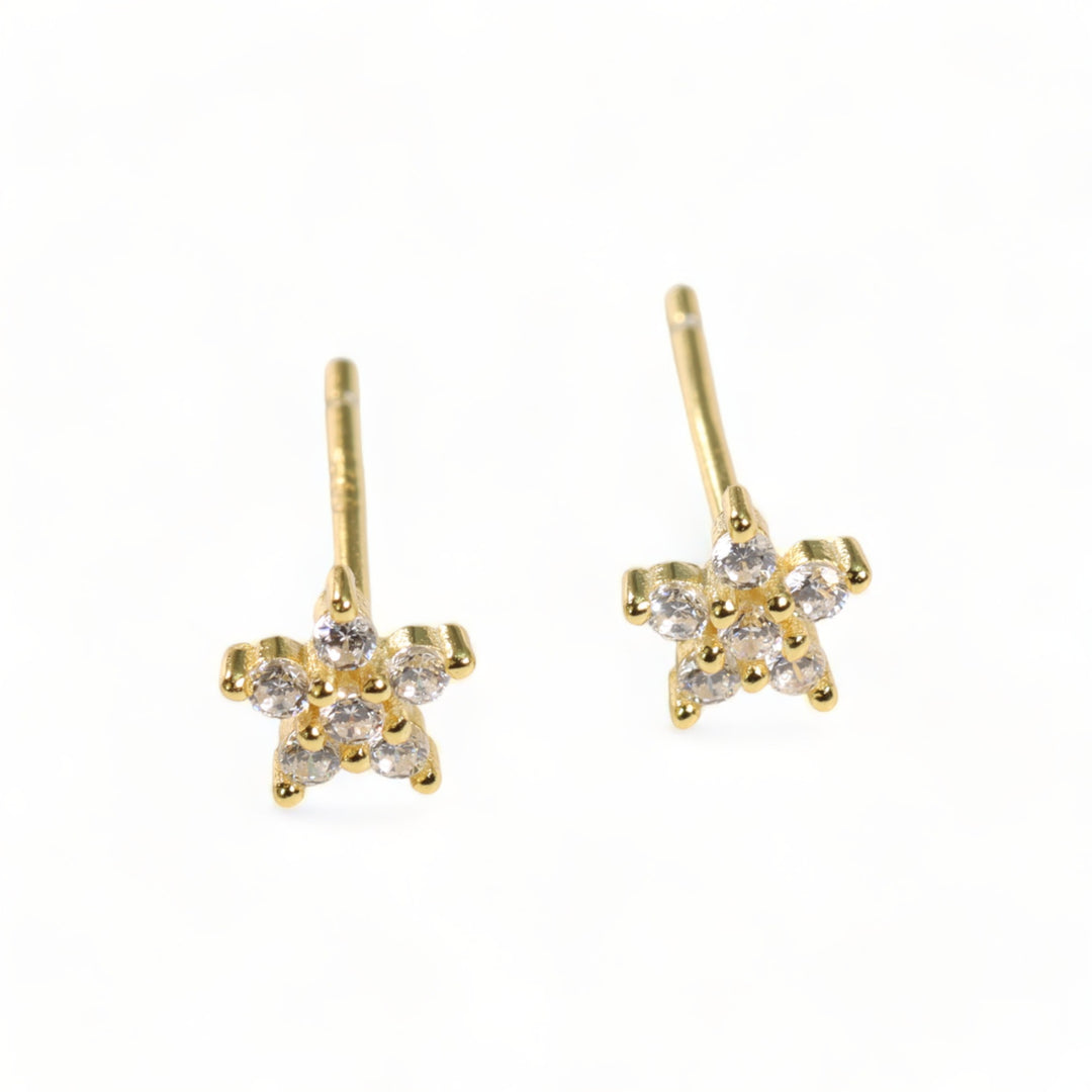 MINI STAR DIAMOND STUD EARRINGS - Luminous Amore